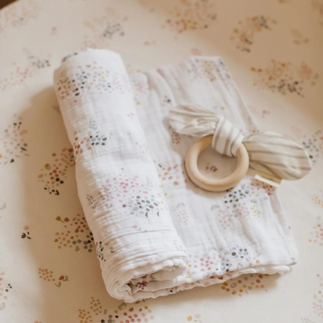 Load image into Gallery viewer, Flower Patch Organic Muslin Swaddle
