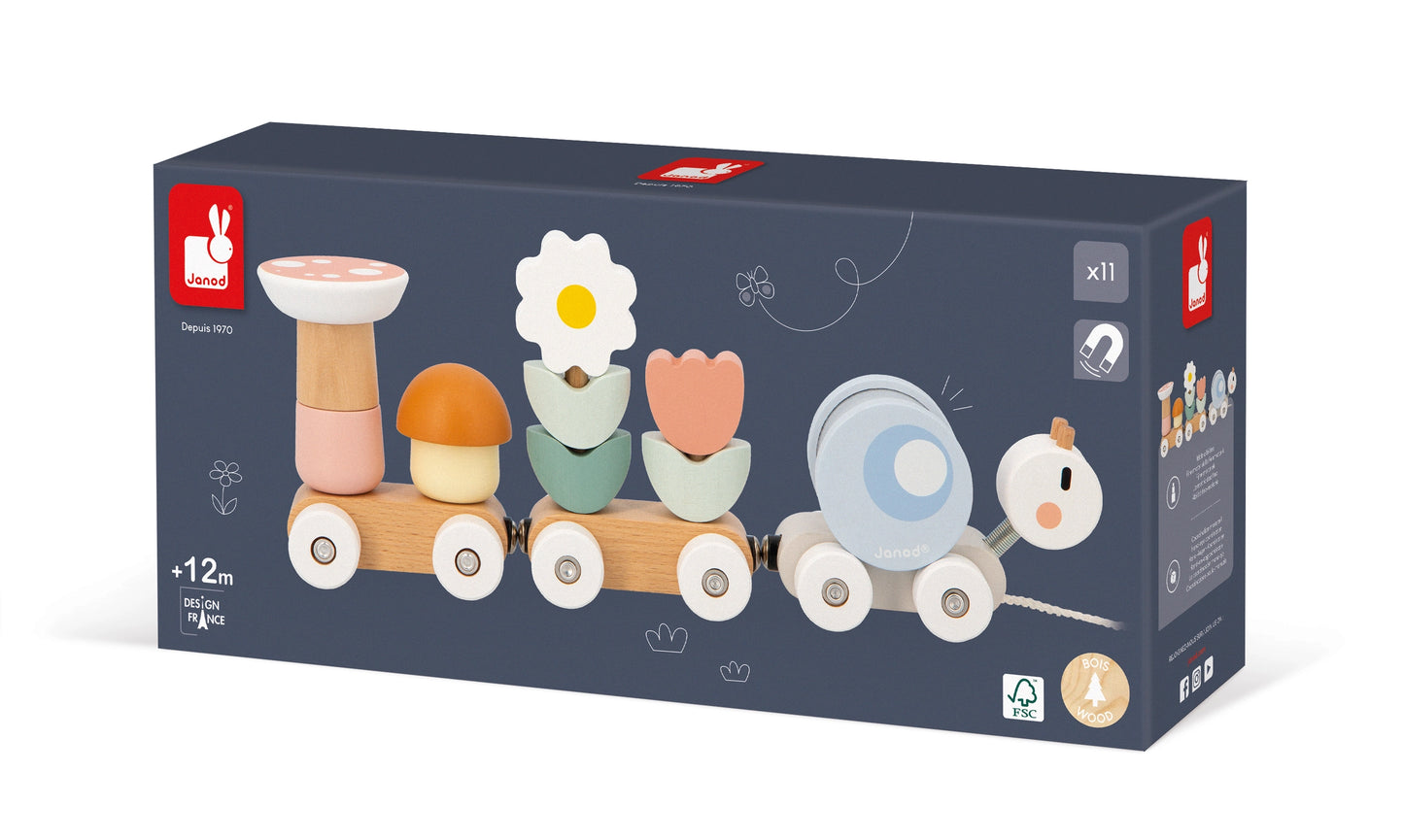 Sweet Cocoon Snail Pull-Along Train