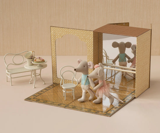 Ballet Mice in Studio - Little Sister and Brother