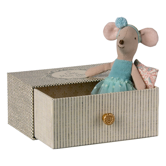 Dance Mouse in Daybed Little Sister