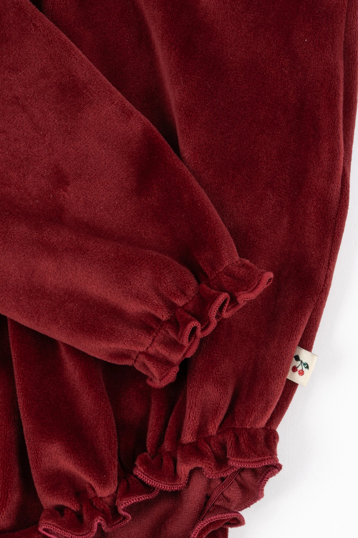 Red Dahlia Venola Bubble