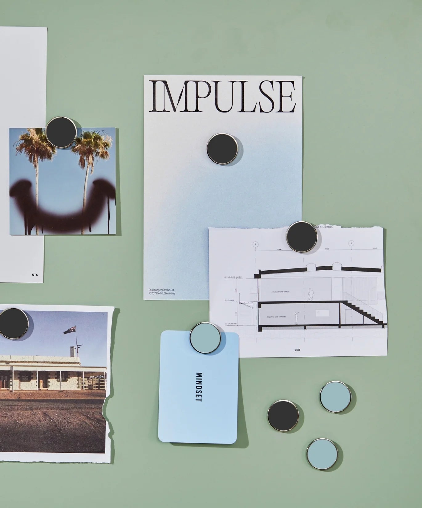 The Buttons in Ocean